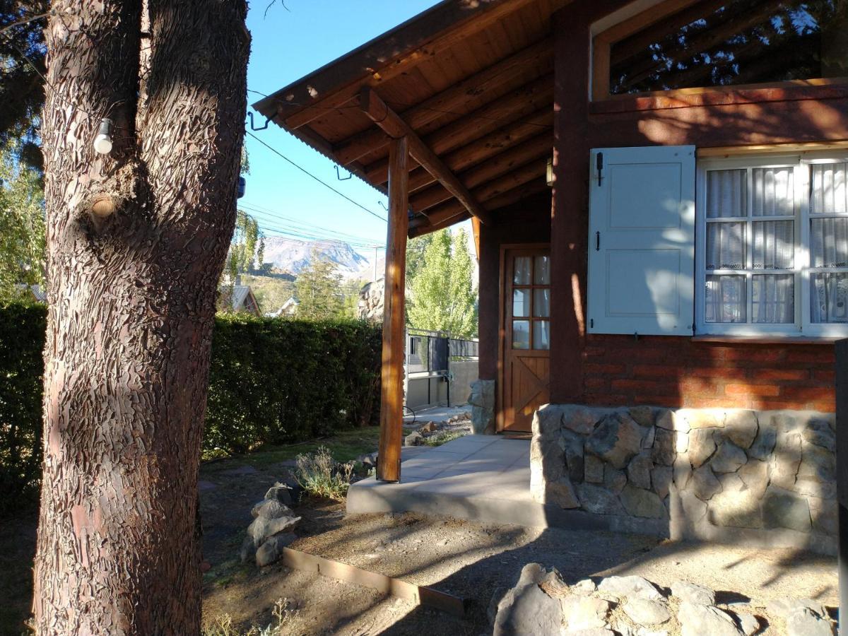 Cabanas Pyracantha Esquel Exterior photo