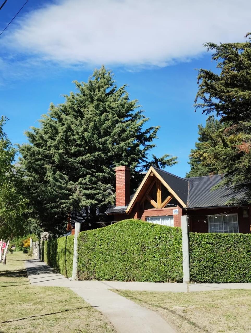 Cabanas Pyracantha Esquel Exterior photo